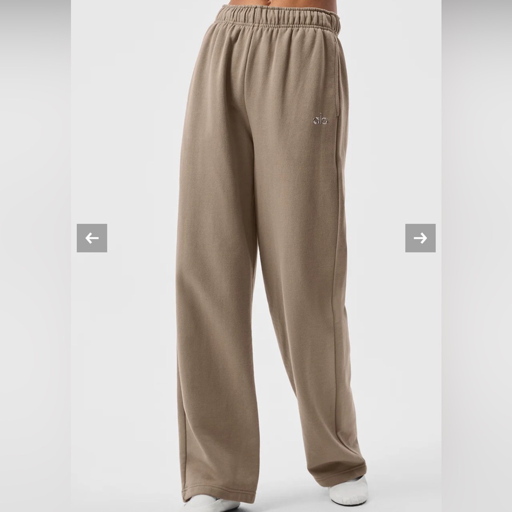 EUC Accolade Straight Leg Sweatpant